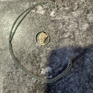 1942 mercury dime pendant and chain. Vintage!